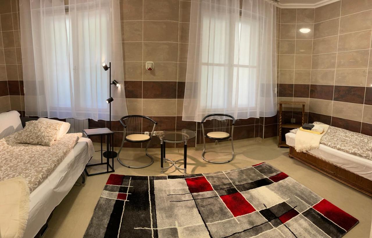 Buda Castle Apartment Budapest Eksteriør bilde